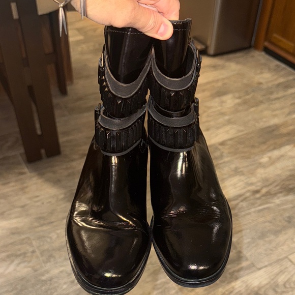 Pour La Victoire Shoes - Pour La Victoire Patent Leather Ankle Booties